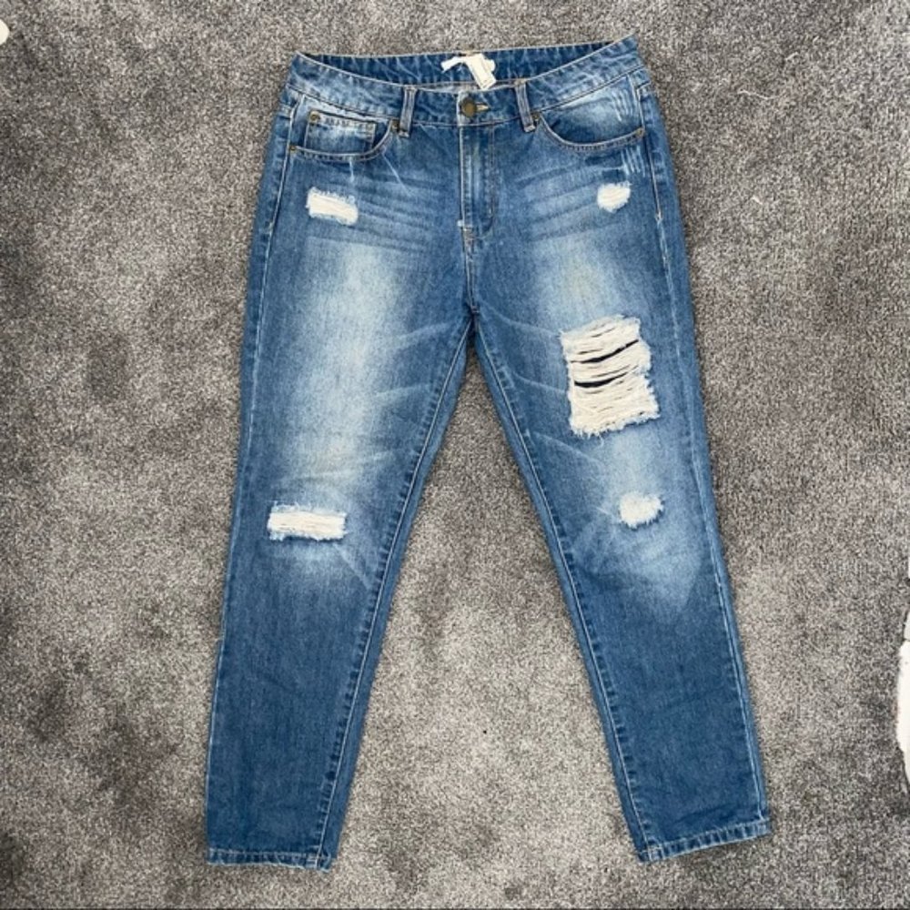 Forever 21 Life in Progress Distressed Jeans Sz 28